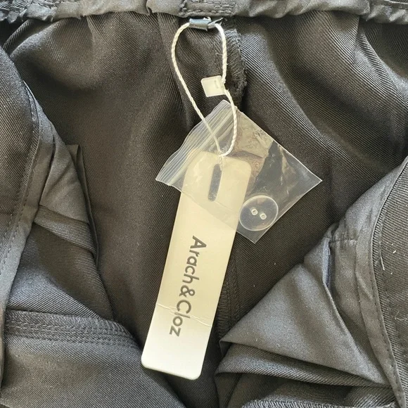 NWT Black Pleated Wide Leg Dress Slacks Pants - Picture 6 of 6